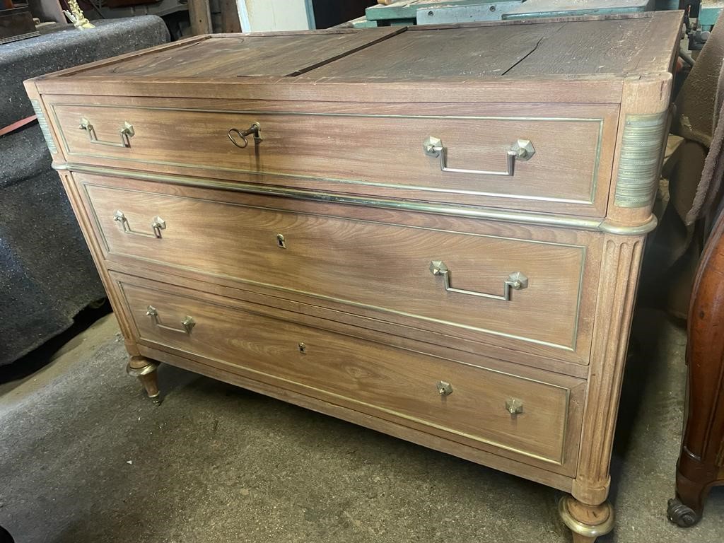 restauration de commode en bois